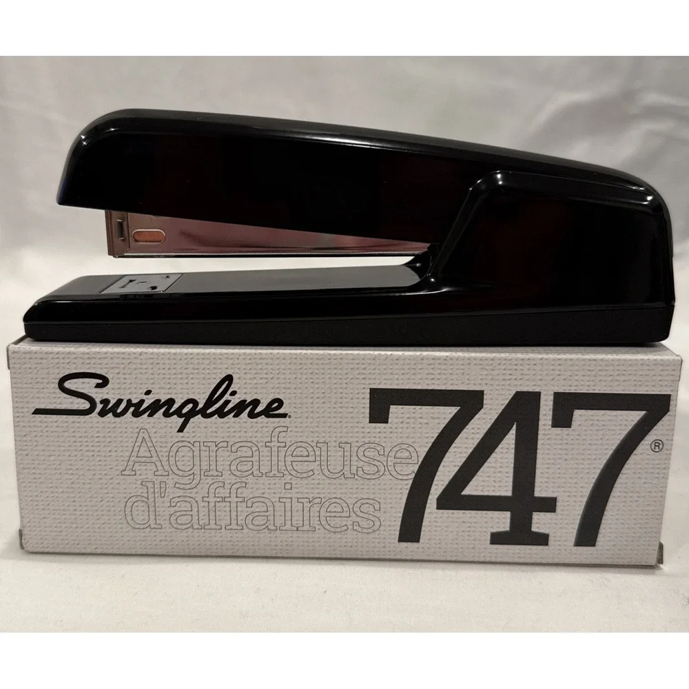 Swingline Stapler, 30 Sheet , 747 Business Stapler, Jam Free, Metal, Black